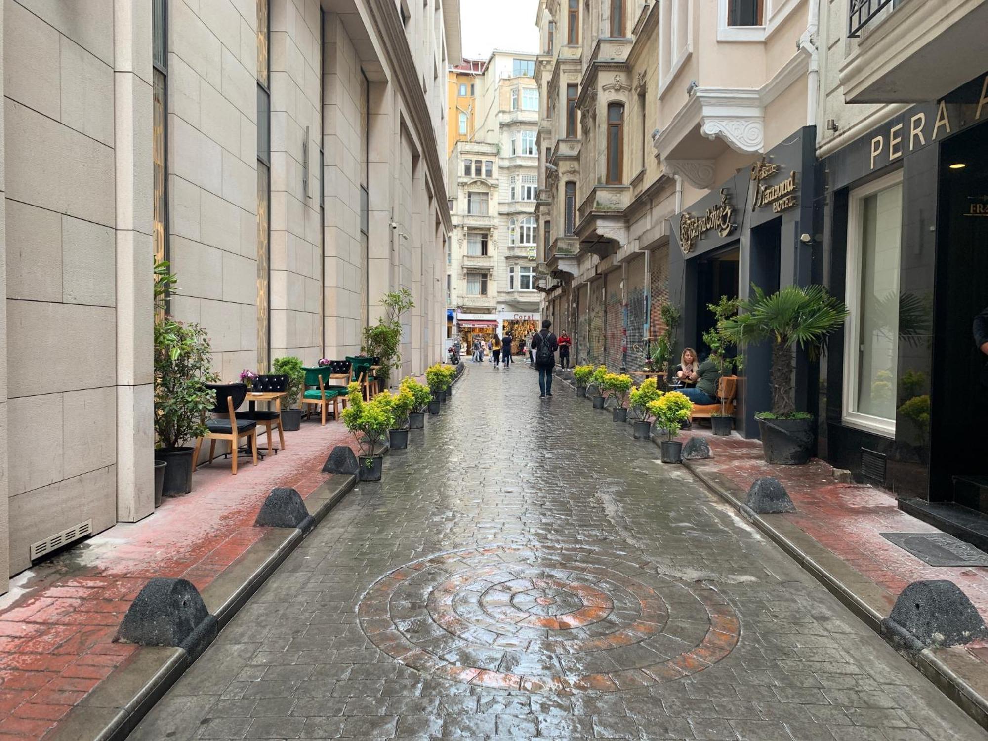 Taksim Diamond Hotel Istanbul Exterior photo